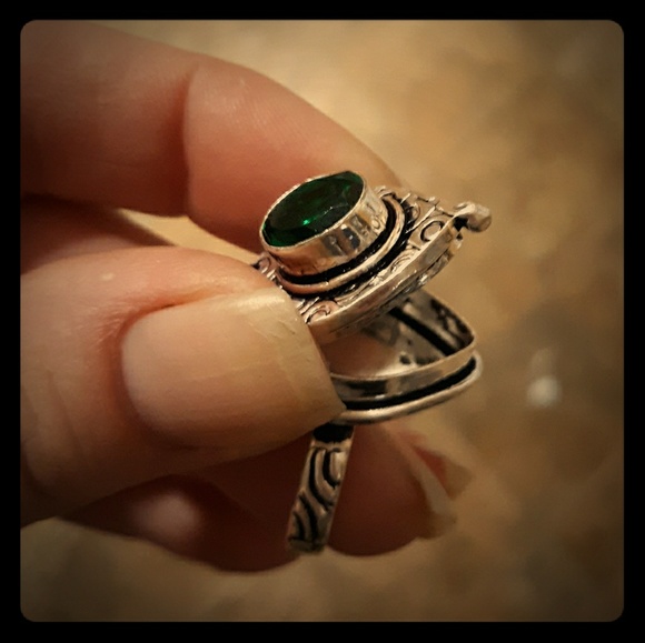 New Green Quartz 925 Silver Poison Ring. - Picture 2 of 8
